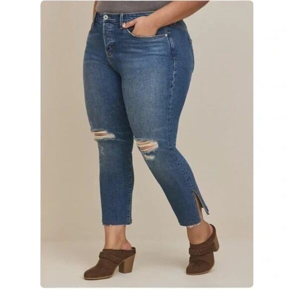 Torrid Women's Blue Button Fly High Rise Straight Studded Raw Hem Jeans Size 14R - Picture 1 of 10